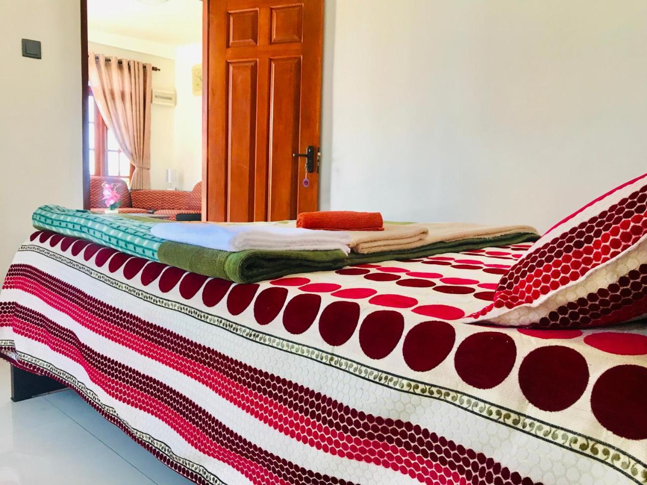 Loversleap Bungalow Нувара Елия Екстериор снимка